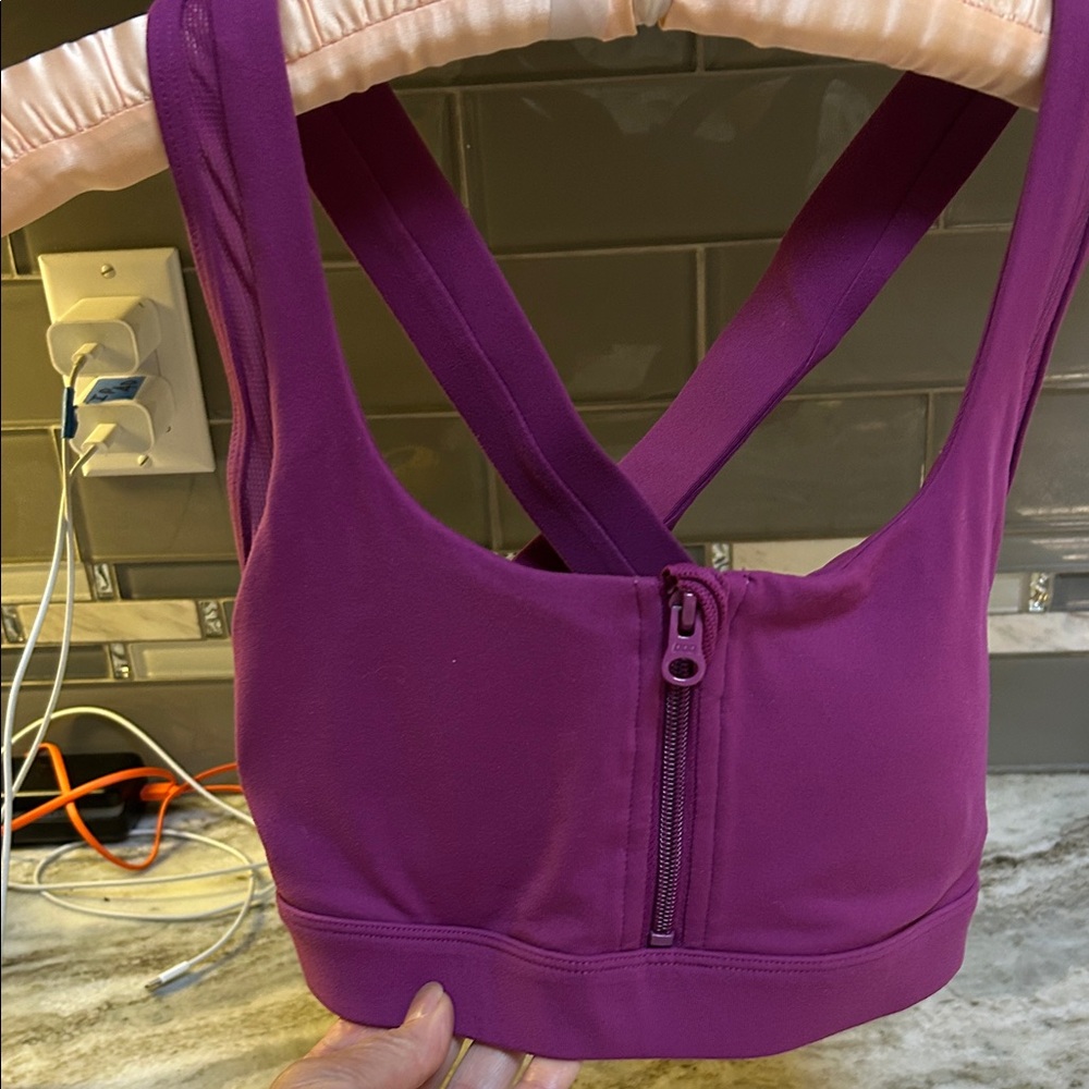 Lorna Jane Sport Bra S Athletic Yoga Bra Pads  Purple Zipper Front.strappy back